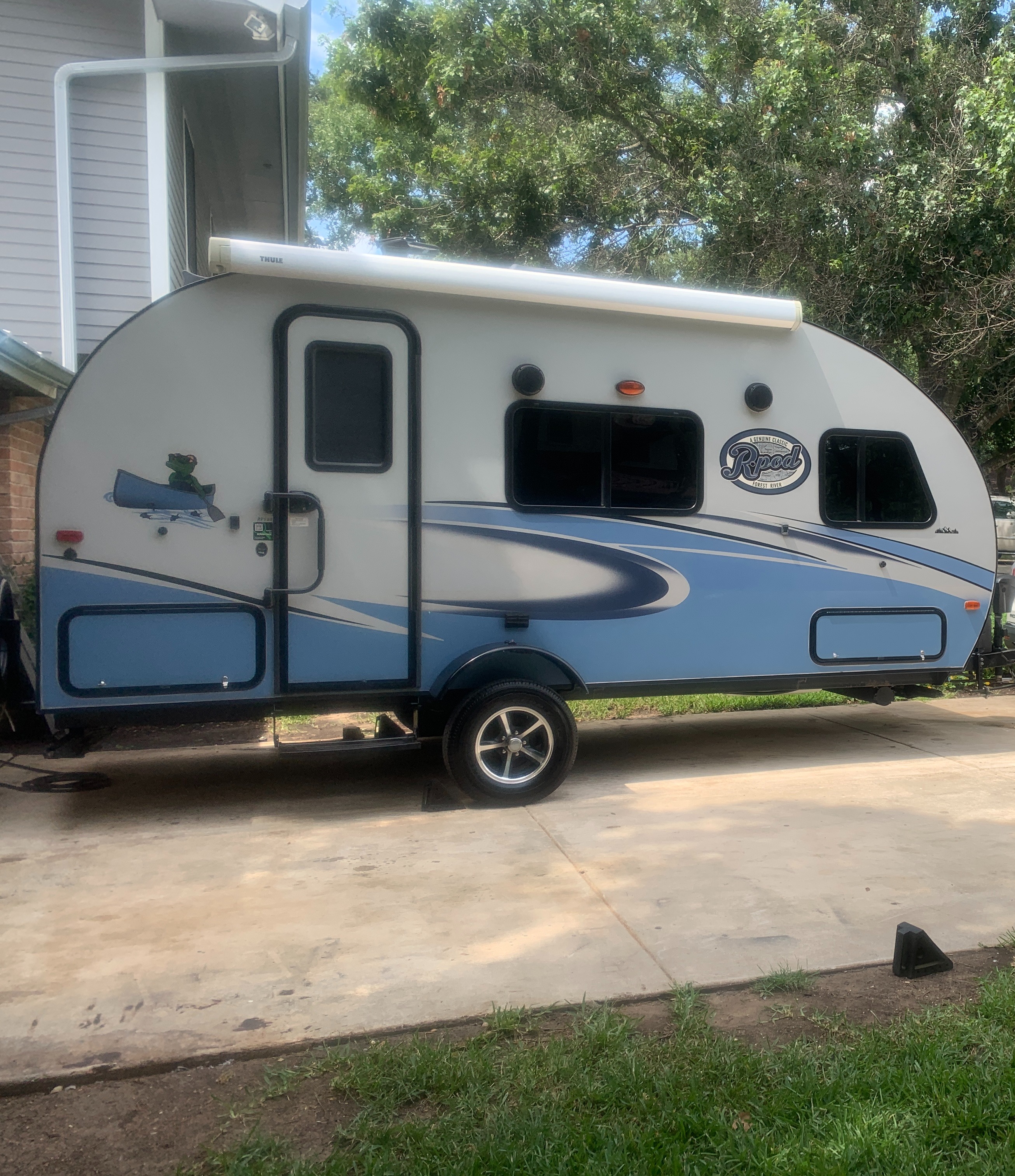 Travel trailer RV Rental 